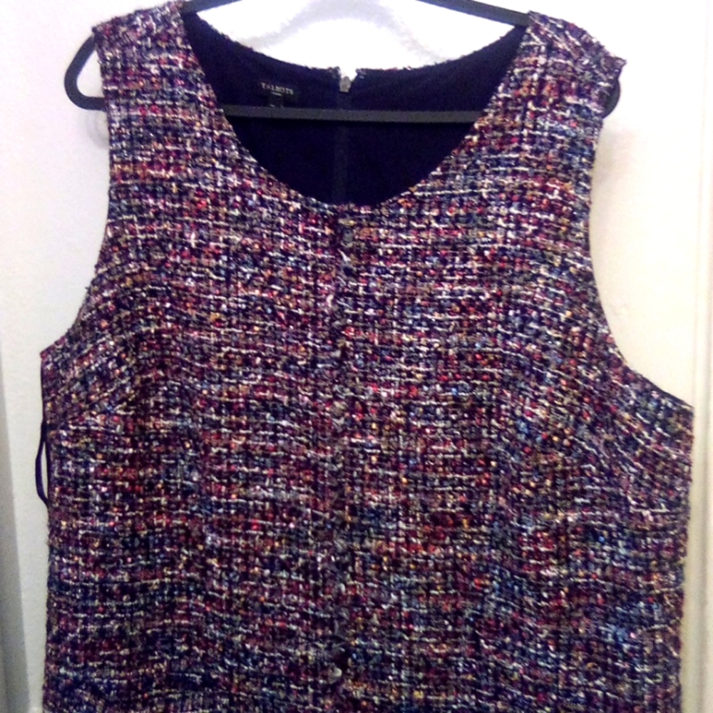 Woman's Dress (22w)